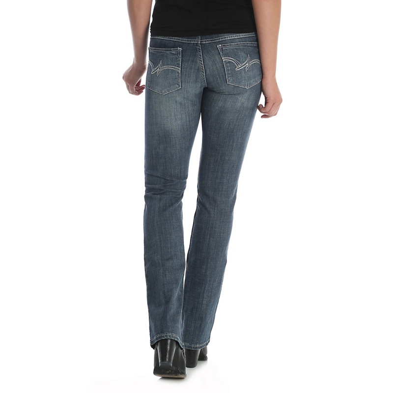Wrangler Women’s Straight Leg Jean