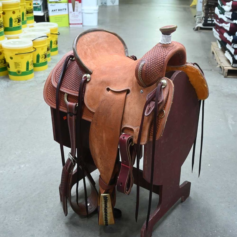 15 TESKEY’S RANCH ASSOCIATION SADDLE