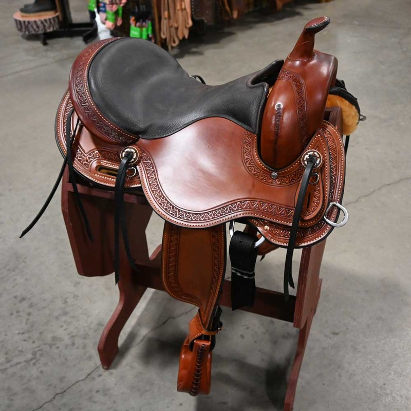16 CIRCLE Y BLUESTEM WOOD TRAIL SADDLE
