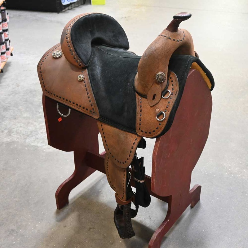 14.5 USED GENUINE TREELESS BARREL SADDLE