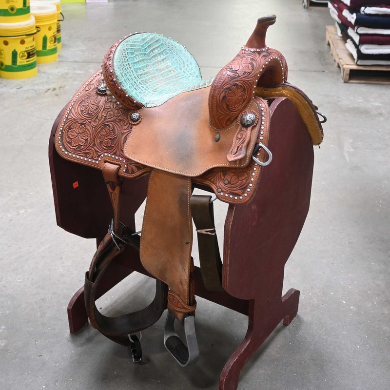 12.5 USED TOD SLONE BARREL SADDLE