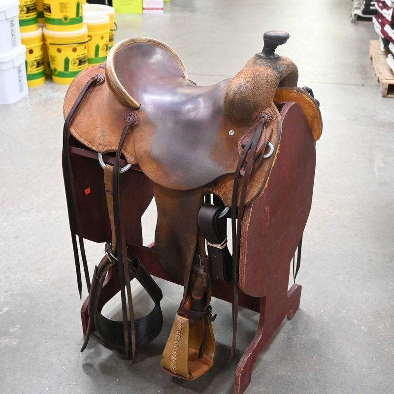14.5 USED LENA’S TACK ROOM RANCH SADDLE