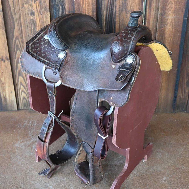 14 USED BIG G ROPING SADDLE