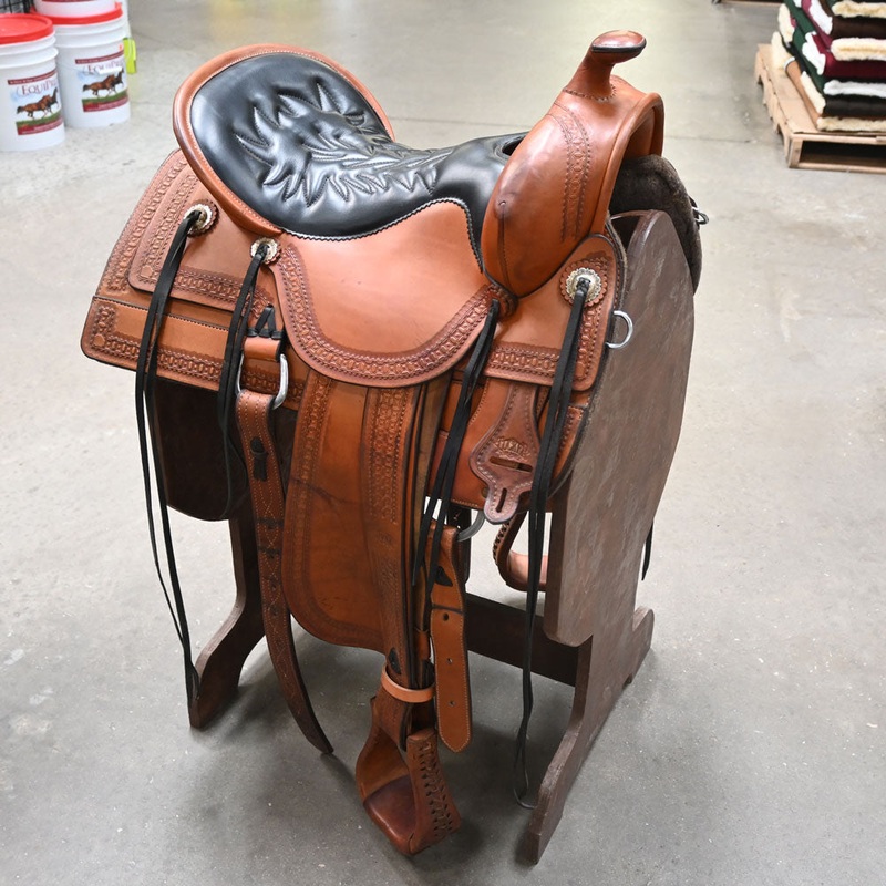 17.5 USED TUCKER TRAIL SADDLE