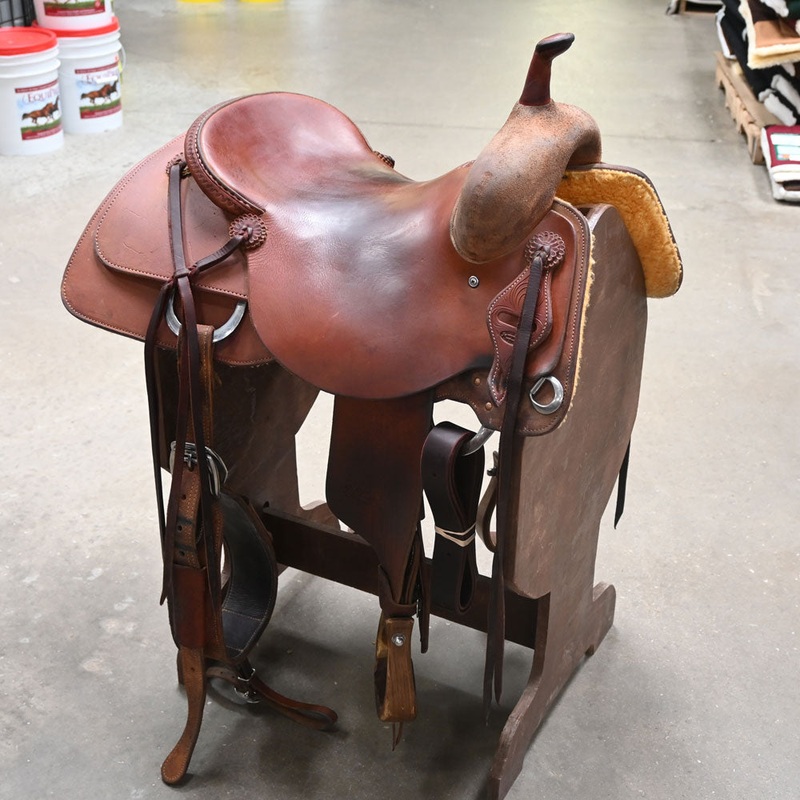 17 USED JEFF SMITH CUTTING SADDLE