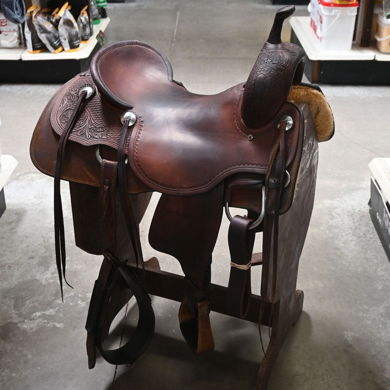17.5 USED JEFF SMITH CUTTING SADDLE
