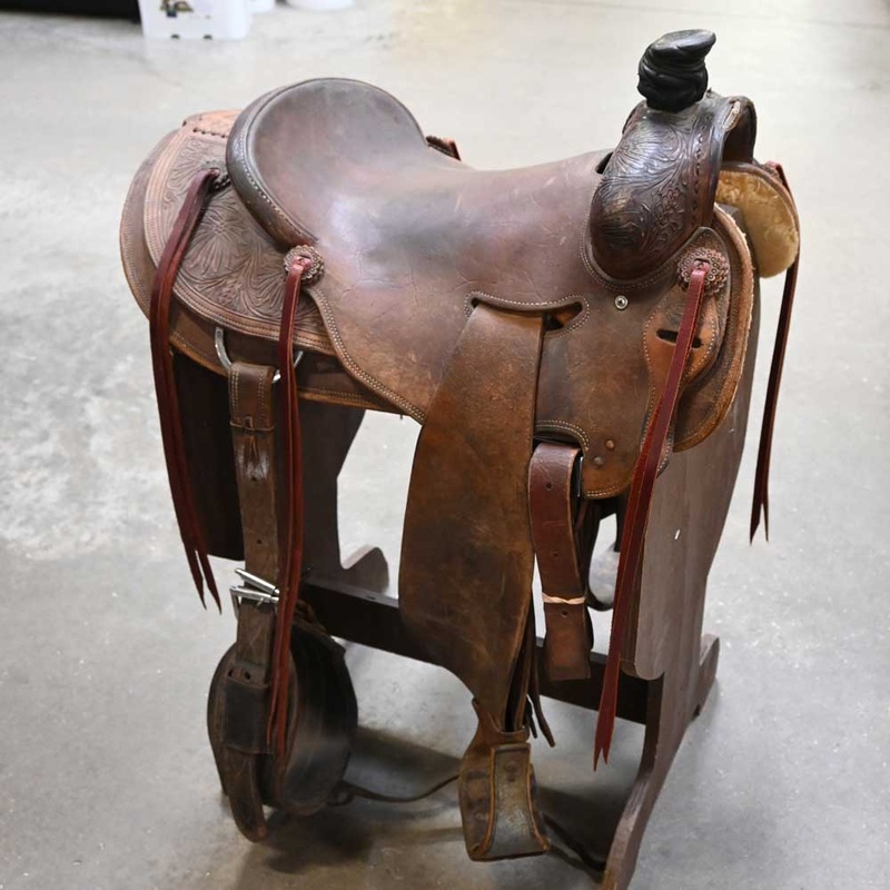 16 USED COWPUNCHER RANCH SADDLE