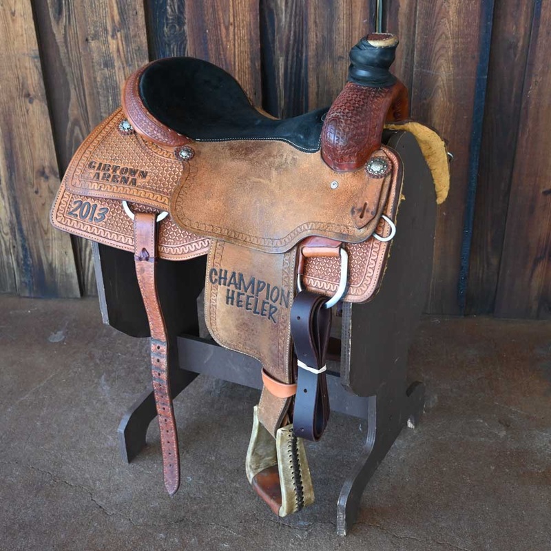 16.5 USED BAR H TEAM ROPING SADDLE