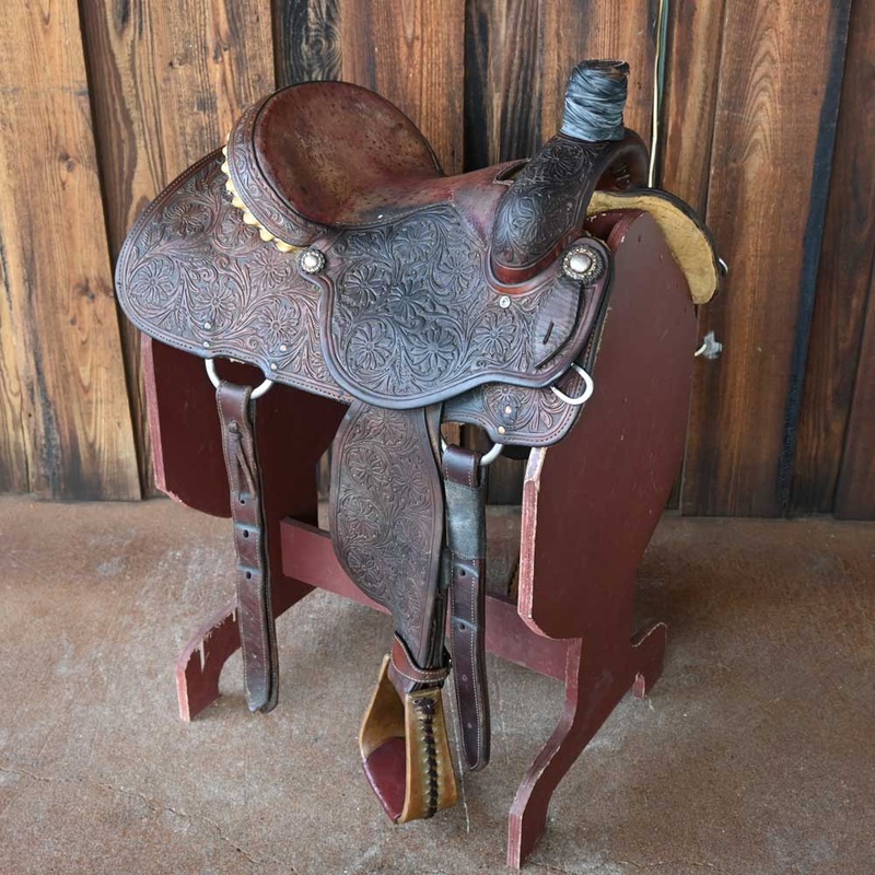 14.5 USED MARTIN ROPING SADDLE