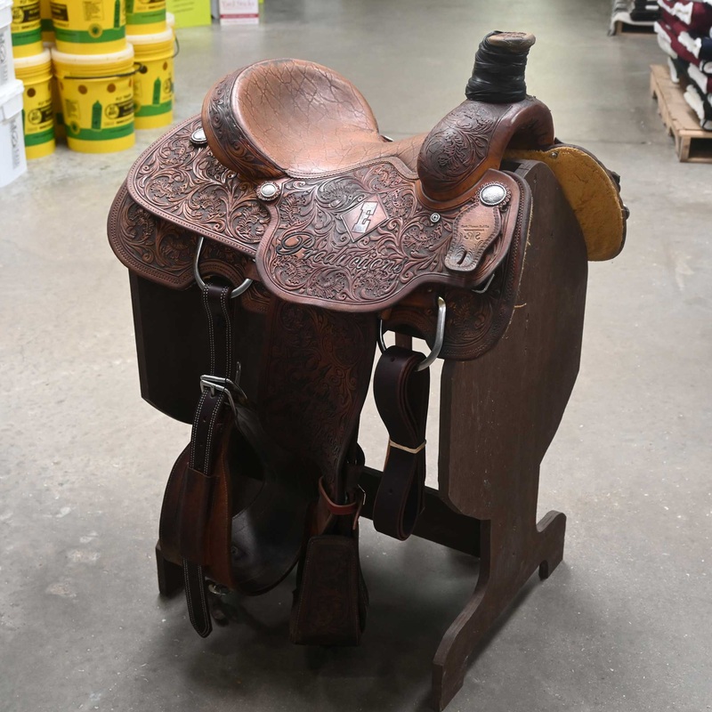 14 USED SCOTT THOMAS TEAM ROPING SADDLE
